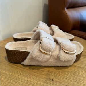 MIA Qianna platform Sherpa slide.
